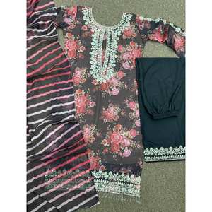 Ensemble de costume de fantaisie pour femmes avec impression numérique et broderie - Product Image 5