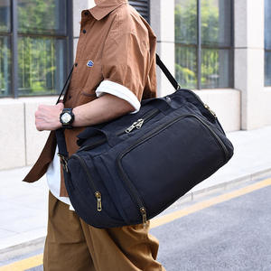 Bolsa de Gimnasio Expandible Personalizada 35L-40L, Bolsa de Viaje Multiusos para Gimnasio y Viajes, Bolsa Deportiva Casual con Correas Ajustables - Product Image 5