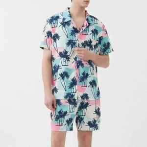 Ensemble chemise et short pour homme à imprimé palmiers tropicaux, respirant, décontracté, tenue d'été deux pièces, fournisseur en gros - Product Image 1