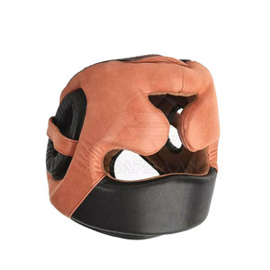 Protège-tête de boxe de qualité supérieure, fabriqué avec des matériaux de première qualité, design personnalisé, respirant. - Product Image 4