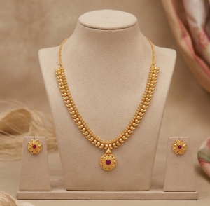 DIVYORO Juego de collar y pendientes cortos de aleación de cobre chapado en oro amarillo, diseño de flor con engaste de piedra AD, longitud ajustable - Product Image 1