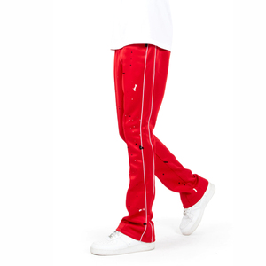 Pantalon de survêtement rouge pour homme avec bande latérale blanche, taille élastique, respirant, décontracté, imprimé personnalisé, style hip-hop, effet peinture éclaboussée - Product Image 1