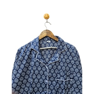 Conjunto de pijama de algodón con estampado de bloques índigo elegante para mujer, ropa térmica cómoda y duradera - Product Image 4