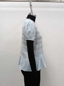 Haut décontracté rayé en coton tissé respirant à manches courtes, col rond, coupe froncée évasée et ourlet à volants, pour le printemps et l'été - Product Image 3