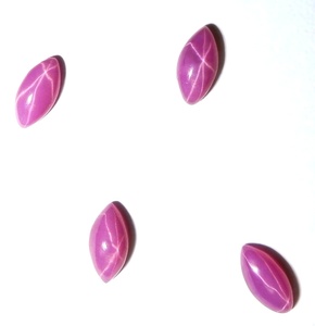 Rubis Étoilé Rose Taille Marquise 3x6 mm 1 Carat Créé en Laboratoire Poli Opaque Cabochon avec Effet Étoile à 6 Branches pour la Fabrication de Bijoux - Product Image 1