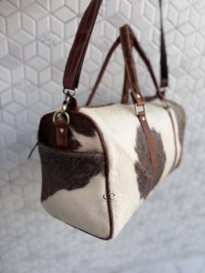 High Quality Handmade Hair On Hide Leather <b>Luggage</b> Travel Bag Large Capacity Travel Bag Designer Cowhide Leather Unisex Bag - Product Image 2