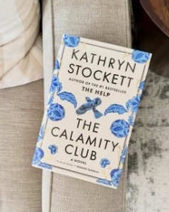 The Calamity Club de Kathryn Stockett, roman de fiction en édition brochée, livre en anglais - Product Image 2