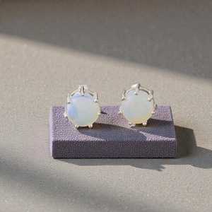 Pendientes de tuerca de piedra lunar arcoíris natural, plata de ley 925, oro, minimalistas, delicados, piedra de nacimiento de junio, certificados IGI, joyería para fiesta - Product Image 6