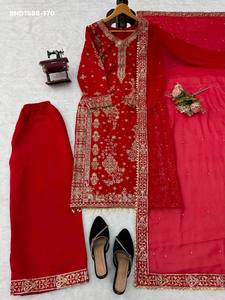 Traje de seda romana de diseño de alta calidad con bordado de hilo y lentejuelas, adornos de remaches, encaje Moti y Latkan, conjunto rojo de traje, pantalón palazzo y dupatta, proveedor de la India. - Product Image 3