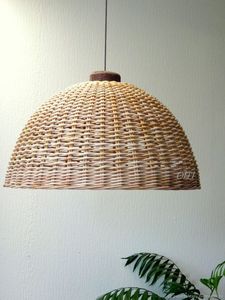 Lanterne suspendue en osier de luxe, faite à la main, en rotin naturel, abat-jour moderne élégant pour la décoration de la maison, des hôtels et des événements - Product Image 1