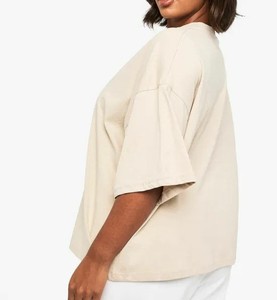 เสื้อยืดเจอร์ซีย์ทรงหลวม ดีไซน์ล่าสุด ผ้าฝ้ายโพลีเอสเตอร์ 100% แขนเสื้อแบบดรอปไหล่ สีพื้น แห้งเร็ว ระบายอากาศได้ดี สวมใส่สบาย รับผลิตแบบ OEM - Product Image 3