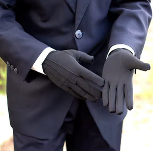 ถุงมือผ้าฝ้ายสีขาวพรีเมียม ขนาดกลาง สำหรับงานพิธีการและงานรับรองเกียรติยศ - Product Image 5