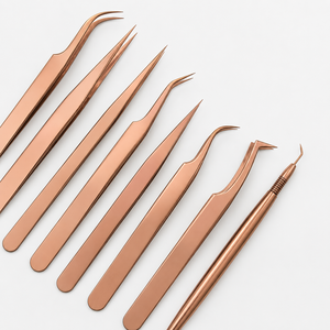 Pince à épiler personnalisée en acier inoxydable de qualité supérieure à pointe inclinée pour extensions de cils, outil d'isolation de volume pour cils, écologique, durable, violette - Product Image 2