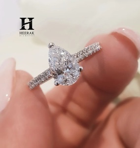 Anillo de Compromiso de Lujo con Diamante Cultivado en Laboratorio, Corte Pera, Oro Blanco de 14K, Halo Oculto, Anillo Solitario, Joyería de Boda con Diamante en Forma de Lágrima - Product Image 1