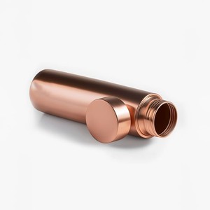 Bouteille d'eau artisanale en cuivre pur, finition mate or rose, sans soudure, avec large ouverture et bouchon fileté, pour la maison et le bureau - Product Image 1