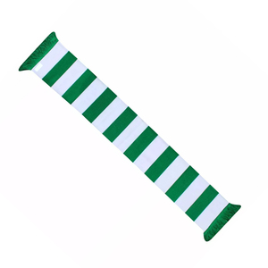 ผ้าพันคอไหมพรมอะคริลิคแบบสี่เหลี่ยมจัตุรัส ออกแบบเองได้ คุณภาพสูง ขายส่ง OEM สำหรับแฟนคลับฟุตบอล พร้อมพู่ห้อย ป้องกันความหนาว - Product Image 3