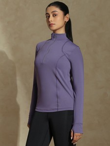 เสื้อวิ่งผู้หญิง คอซิป ทรงเข้ารูป ยืดได้ มีโลโก้ด้านหน้า สีม่วงแคเด็ต - Product Image 2