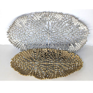 Plateau et bol décoratifs en alliage d'aluminium finition or antique en forme de feuille, compatibles lave-vaisselle et micro-ondes - Product Image 6