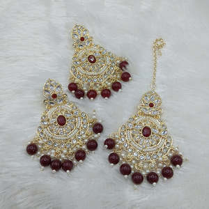 Boucles d'oreilles pendantes plaquées or avec perles Kundan et perles Maangtikka - 10574433GR - Product Image 2
