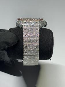 Reloj de cuarzo de la mejor calidad, con esfera árabe, diamantes de oro blanco, resistente para uso diario, disponible en stock, para hombre. - Product Image 3