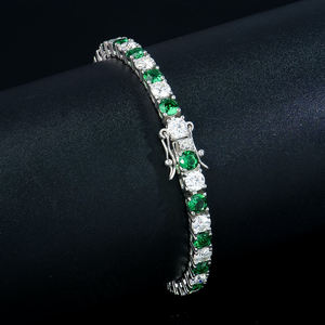 Bracelet pour femme en or blanc avec diamants et émeraudes, taille brillant rond, classique, certifié GIA, bijoux de mariage - Product Image 1