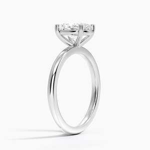 Bague de fiançailles solitaire en diamant taille ovale certifiée IGI, or massif 10K en or rose avec sertissage à griffes torsadées - Product Image 4