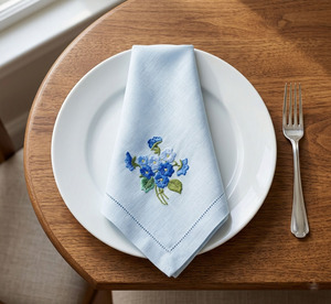 Servilletas de Tela Personalizadas al por Mayor, Bordadas con Flores Azules, Servilletas de Algodón con Dobladillo, Servilletas de Mesa Duraderas para el Hogar, Bodas y Eventos - Product Image 3