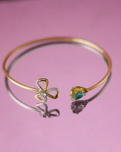 Brazalete de Oro de 14K con Diamantes Polki, Diseño Floral Elegante, Ajustable, de Alta Gama, para Mujer, Ideal para Fiestas - Product Image 3