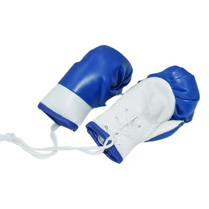 Mini-gants de boxe style sport pour voiture – Décoration intérieure tendance pour auto – Pendentif mini-gant de boxe OEM ODM pour voiture - Product Image 5