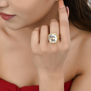 Anillo de piedras preciosas de cristal blanco de alta calidad al por mayor chapado en oro de latón para fiestas y compromiso joyería de moda - Product Image 2