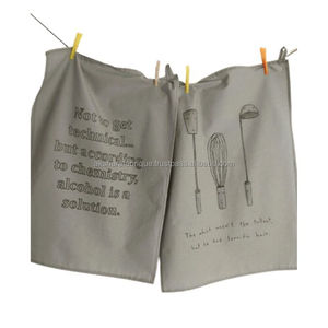 Toallas de Playa de Primera Calidad de Secado Rápido y Resistentes a la Arena, con Diseño Personalizado Estampado, Técnicas de Bordado, Incluye Bolsa - Product Image 1