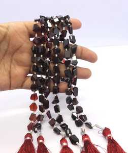 Perles de grenat rouge naturel facettées en pépites 6-7 MM, pépites de grenat du Mozambique, perles de pierres précieuses de forme roulée, 10 pouces, grenat rouge naturel - Product Image 1