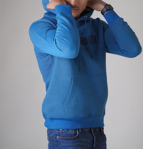 Sweat-shirt à capuche côtelé personnalisé pour homme, coupe ajustée, en coton respirant, confortable, pour usage décontracté, fourni par le fabricant OEM - Product Image 3