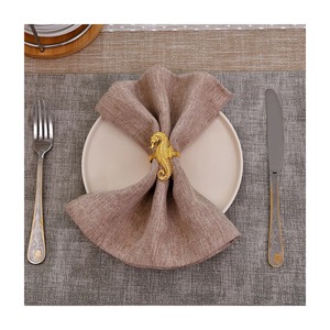 Anillo para Servilletas con Diseño de Caballito de Mar Dorado, Elegante Decoración Marina para Mesa, Temática de Playa, Bodas y Eventos - Product Image 5