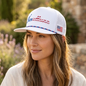 หมวกกอล์ฟแบบ 5 แผง OEM แบบกำหนดเอง  ปักลายฉลุเลเซอร์  แบบ Snapback ปีกแบน  ปักลาย  สำหรับกีฬากลางแจ้ง น้ำหนักเบา - Product Image 6