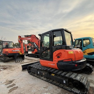 Mini Excavadora Hidráulica de 2.5 Toneladas, Duradera y Confiable, con Cabina, para Trabajos de Construcción, Carreteras y Jardinería - Product Image 6