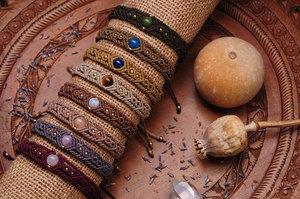 Conjunto de Pulseras de Macramé Hechas a Mano con Piedras Preciosas, Estilo Boho, Ajustables, Joyería de Cristal Curativa - Product Image 6