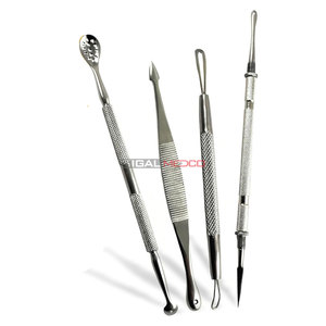 Extractor de Puntos Negros, Kit de 4 Piezas de Acero Inoxidable para Eliminar Granos, Acné y Puntos Blancos, Herramienta Reutilizable para Limpiar Poros Faciales y Nasales - Product Image 1