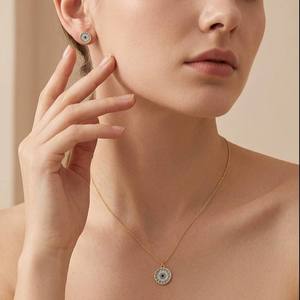 AMBER JEWELS Collar de Diamantes Cultivados en Laboratorio Chapado en Oro de 14K para Mujer, Corte Brillante Redondo, Estilo Clásico, Uso Diario, Regalo - Product Image 1