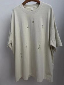 T-shirts Homme Oversize Distressed à Logo Personnalisé, Grammage Lourd, Coupe Courte, Populaires en Gros - Product Image 2