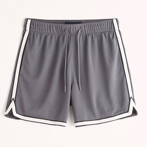 กางเกงขาสั้นผู้ชายผ้าตาข่ายระบายอากาศ แห้งเร็ว น้ำหนักเบา สวมใส่สบาย เอวกลาง ทรงลำลอง สีพื้น ขายดีประจำฤดูร้อน - Product Image 1