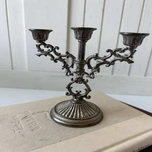 Candelabro de Metal Hecho a Mano, Elegante y Lujoso, Centro de Mesa Decorativo para Mesa de Comedor, Sala de Estar, Bodas, Navidad - Product Image 4