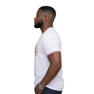 Maglietta con scollo a V con stemma Kappa Alpha Psi, bianca, abbigliamento per fraternità greca con design classico, comfort premium e vestibilità elegante - Product Image 3