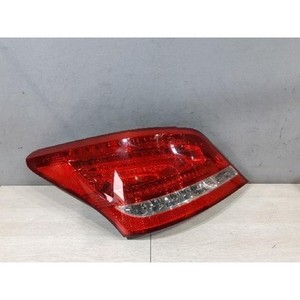 Feu arrière gauche d'occasion Equus 924013N000 - Product Image 1