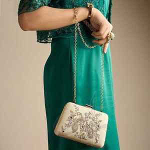 Bolsos de Mano Hechos a Mano para Mujer, con Cuentas, de Color Sólido, Último Estilo, Alta Calidad, Gran Venta, MOQ Bajo - Product Image 1