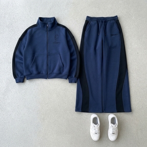 Conjunto Deportivo para Mujer, Sudadera con Capucha y Cremallera Azul Marino y Negro, Estampado Minimalista, Pantalones Jogger Oversize con Bloques de Color - Product Image 6