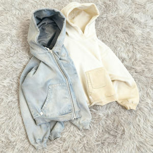 เสื้อฮู้ดดี้ครอปทรงโอเวอร์ไซส์แบบซิป ยี่ห้อ OEM รุ่นใหม่ล่าสุด ล้างสีแบบฟอกกรด สไตล์บ็อกซี่ สำหรับผู้ชาย - Product Image 4