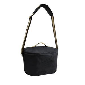 Étui de transport pour casque d'équitation avec intérieur rembourré, tissu durable et fermeture éclair sécurisée pour le rangement et le transport de l'équipement d'équitation - Product Image 2