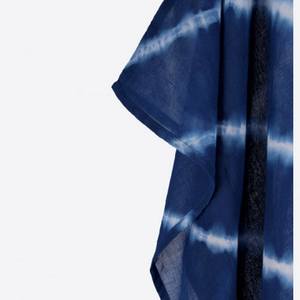 Vestido Kaftán Mini de Playa Bohemio Ecológico de Viscosa Tie-Dye, Cuello en V, Transpirable, Asimétrico - Product Image 4