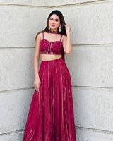 Lehenga Choli traditionnel indien long jusqu'au sol en viscose et georgette, orné de sequins et de broderies Dori, fabriqué à partir de matériaux recyclés pour les mariages et les fêtes